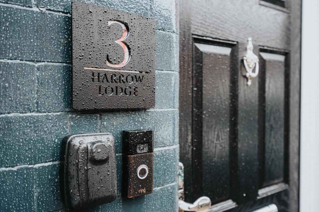 Harrow Lodge - Strictly No Parties Liverpool Bagian luar foto